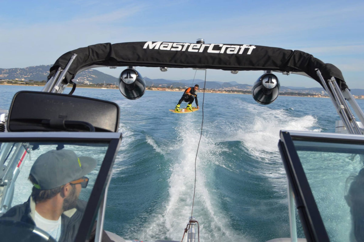 Wakeboard, ski nautique
